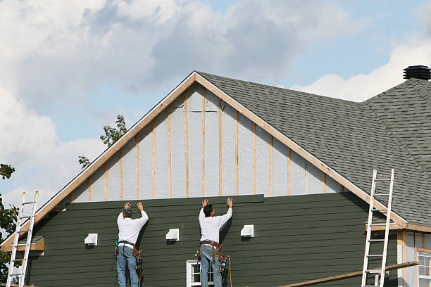 Professional Siding Installation technician working in Semora, NC
